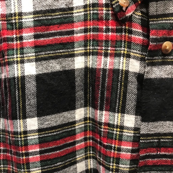 NEW ! Chaps Plaid Flannel Men’s Shirt - Size Medium - Picture 2 of 4